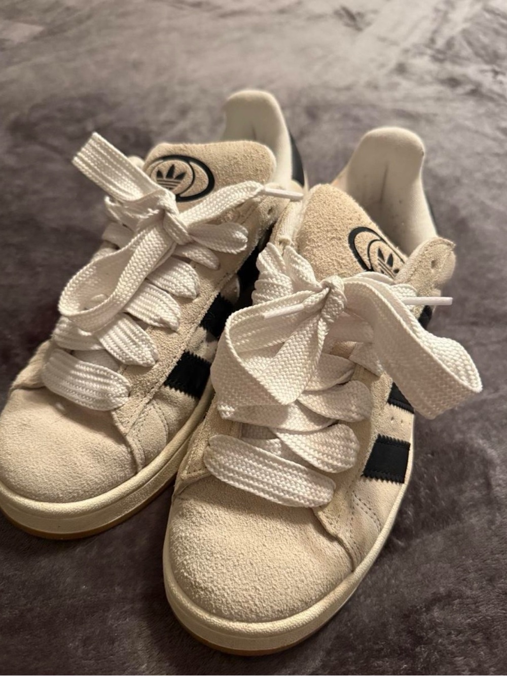 Women’s size 9 adidas campus $45